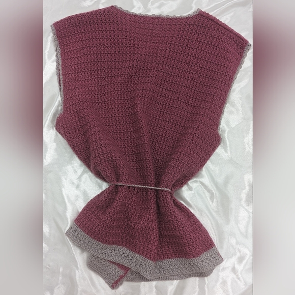 Unbranded Vintage Handmade Women's Large Crochet Vest in Dusty Rose & Gray - Picture 2 of 8